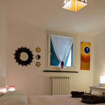 La Tana Tra I Tetti Bed & Breakfast Genoa Luaran gambar