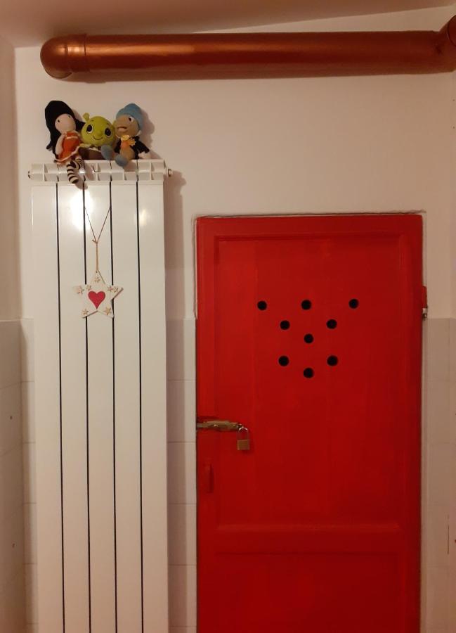 La Tana Tra I Tetti Bed & Breakfast Genoa Luaran gambar