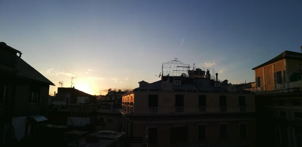 La Tana Tra I Tetti Bed & Breakfast Genoa Luaran gambar